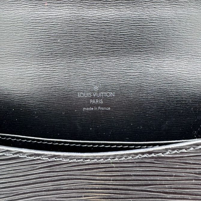 Louis Vuitton Tilsitt Bag - Image 2