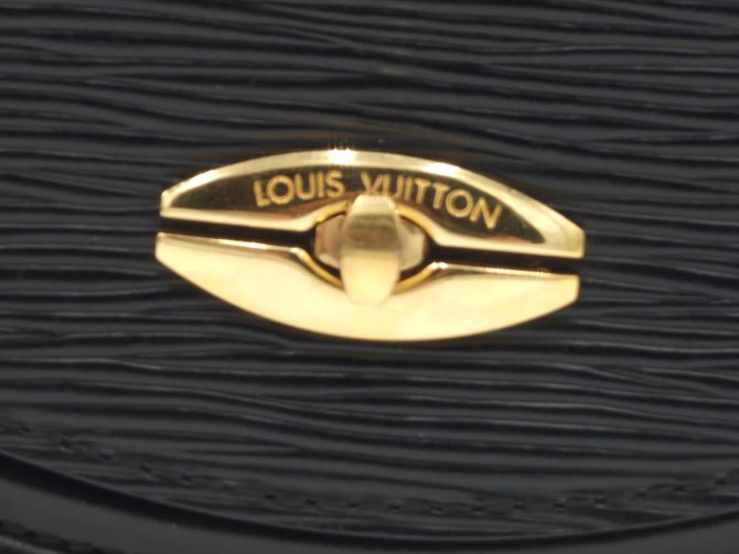 Louis Vuitton Tilsitt Bag - Image 9
