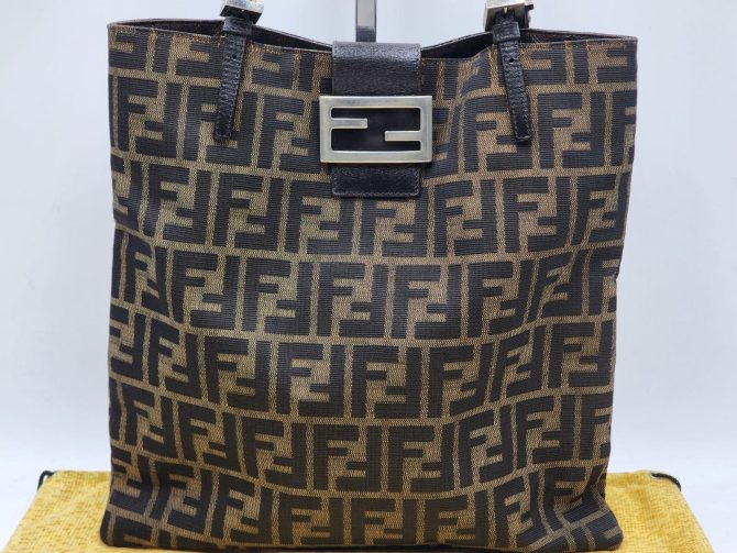 Fendi Mamma Zucchino Zucca Baguette Shoulder Bag - Image 4